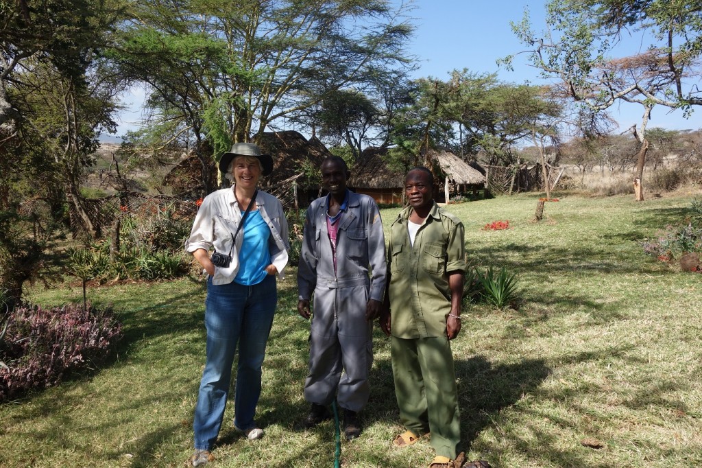 Anne, Robert and Kithati are ready to take a walk.